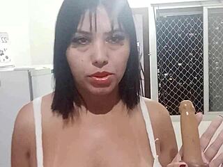 Sarah Rosa, the Latina actress, vlogs about big penis.