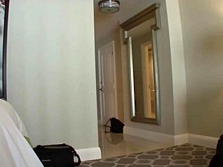 Inexperienced lesbian seeks milf advice at porn convention