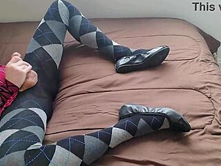 Shemale Jerking Off In Plaid Dress And Argyle Tights