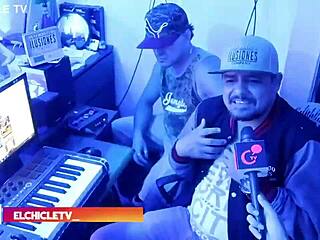 De Cantar En Los Buses A Creador De Master Compositor Y Cantante