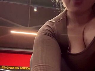 Je me branle en public extrême à la salle de gym