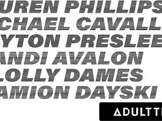 어른 시간 - 총각파티 밀프들이 배달원 거대한 자지 5대1 리버스 갱뱅으로 삼키기