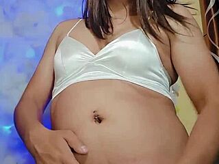 Transsexual in pajamas ready for masturbation!