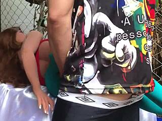 she lied to give the ass and took the arm in the ass with sex toy and sex doll.