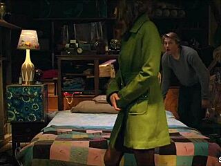 Lizzy Caplan In Frankie Boom 2013! What A Scene!