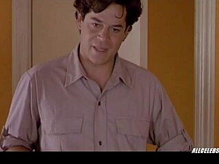 Leticia Bredice Seduces with Big Tits in Almejas y Mejillones 2000