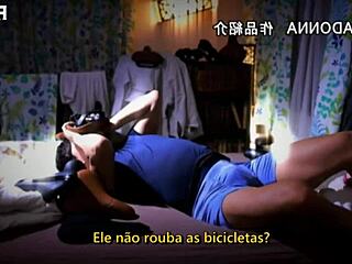 おお、巨乳の主婦と自転車泥棒がこの興奮する出会いで水木奈緒！