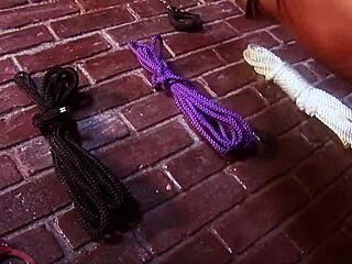 I can't believe this bdsm milf is fucking like a fetish doll, she's so hot!