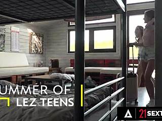 Horny Lesbians Lick And Fuck Wet Pussies