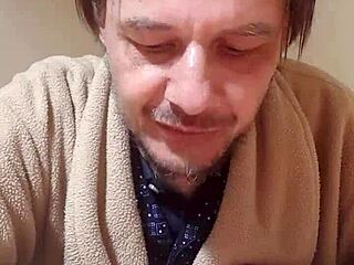 Discover the angelic love in chapter zero