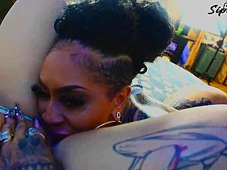 In this eating pussy mixtape volume one, ebony lesbians dive into wet cunts for intense orgasms