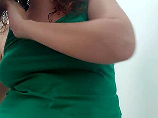 get ready with me for a live webcam show