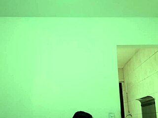 Hot latina dancing slutty, showing tasty tits!