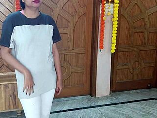 Teen tricked naked for trainer in yoga class