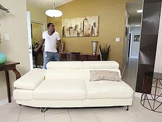 mz dani fucks her sis's boyfriend rome major pawg alert