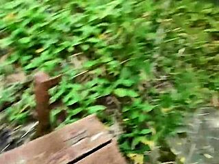 i gave a outdoor creampie to my horny filipina girlfriend, we almost got caugh