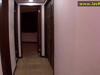 Jav 夢麻あさ美の信じられない巨乳クンニJav動画！