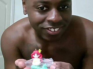 cleaning stretching and massaging my face while listening to remixes of they go both wayz