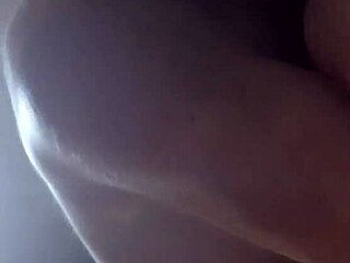 oh man, that mature milf seduces with big tits and pussy licking 😍