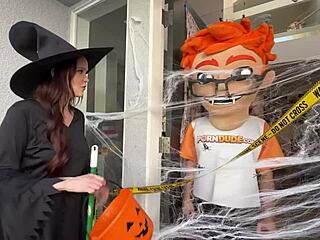 Broomsticks Chloe Foxxe Rides Wand For Cumshot