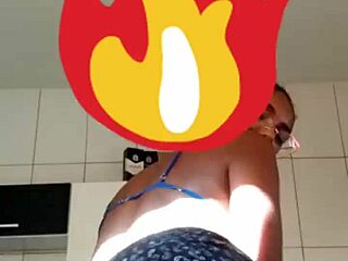 Minha esposa novinha dan�ando funk