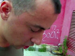 Fayna Vergara gets fucked outdoors passionately