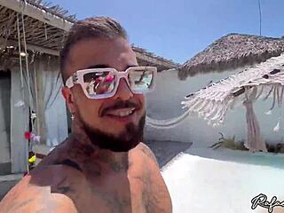 i fucked the tight pussy of the beach bitch i met, wow