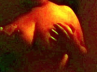 Quarto vermelho com madrasta