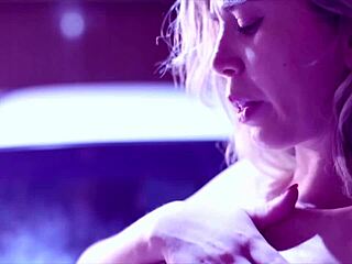 Intense feet and pussy licking session