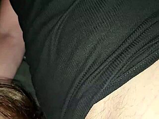 Redhead entertains at concert end