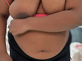 Desi bhabhi Suma seduces with big boobs in Indian style.