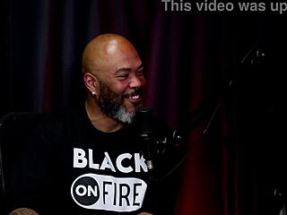 já fica com mulheres a bastante tempo é a única que fala que é liberal e os curiosos do site pornô - bella ruiva watch on sheer red