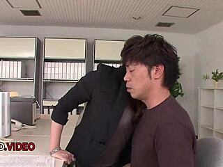 Naughty Japanese Stunner Yui Kasuga Gives Surrendering Blowjob And Pleasure Feast