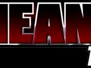 Hot Sarah Diavola begs for a load on her slim feet