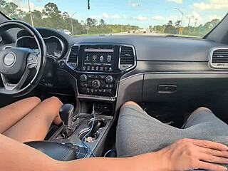 oh man, that messy handjob in the car leads to a huge cumshot all over the place 😏🚗💦