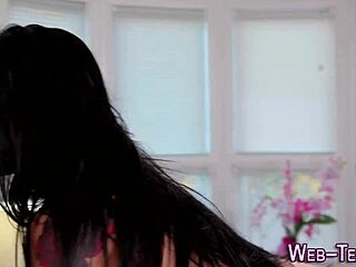 Petite Lez Scissoring with Intense Oral Passion