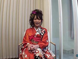 asian babe flashes cunt and gets pussy rub.