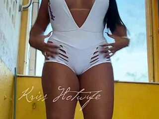 Wife shows new short shorts to gym friend