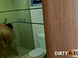 I Make My Curvy Stepmother Suck My Dick And Mr Garrison Catches Me!