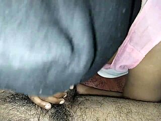 chodi mousi ki bur in the room