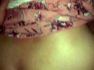 Saturday Visit To The Big-Bootied Single Mom Shes Waiting For Me Without Panties!