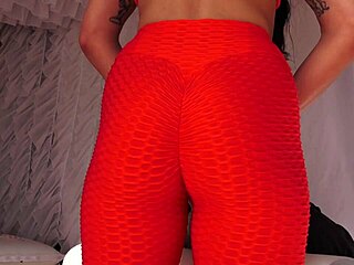 i couldnt believe she gave me a massage with a cum load inside her dripping pussy