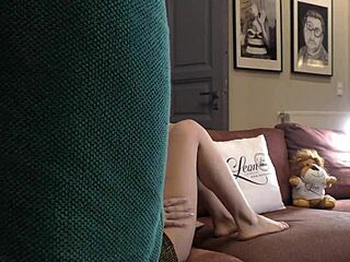 Super Hot Blonde In Tight Dress Performs Slow Oily Massage