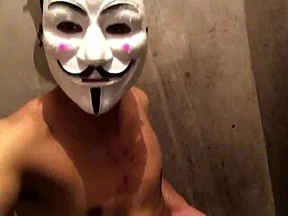 Greedy petite ebony hides her wild exclusive blowjob craving outdoors