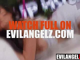 Chloe Amour's Nasty A2M Rimjob Anal Service Delivers Taboo Thrills for Mommy Fans