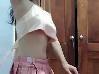 Nude Twerking Seduction Dance