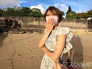 19yo short-cut beauty mom sprays breast milk in gym uniform deepthroat