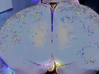 Julie Ginger's huge chubby ass spreads wide for ice cream tasting worship