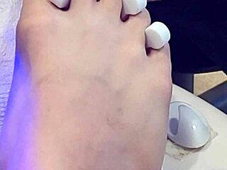 shemale toes worshipped and sucked hard