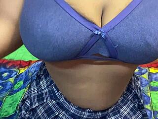 College Teacher Master Fingers Squirting Indian Girlfriend Sex MMS!